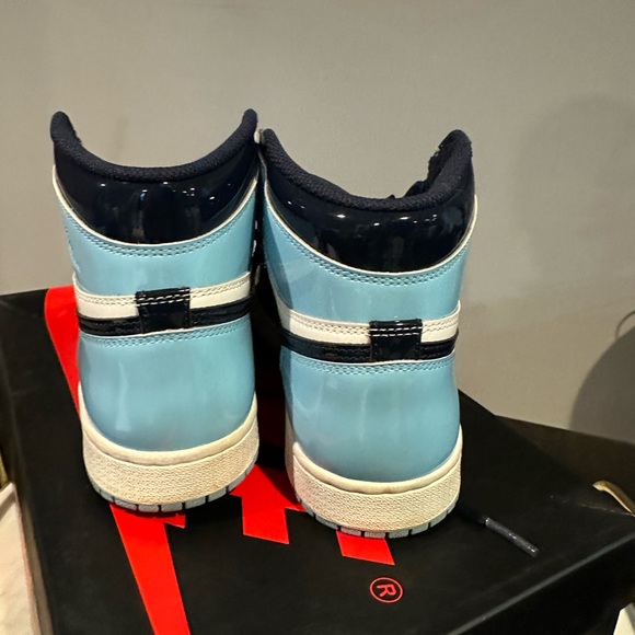 Air Jordan 1’s Blue Chill - Picture 4 of 7